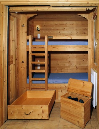 41 – Meuble – (En collaboration avec M. Jean-Benoit Boisset – Architecte d’intérieur)
